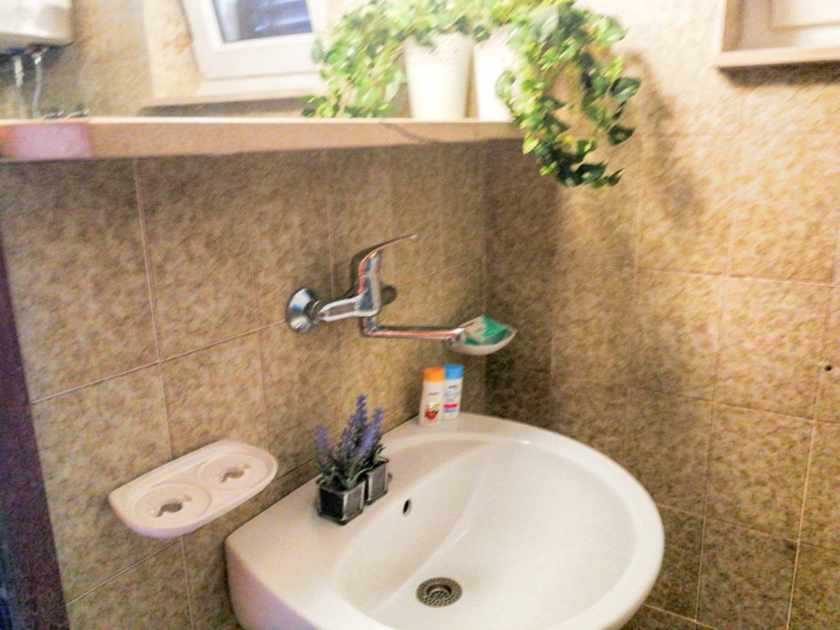 Apartman Damir Sumartin Buitenkant foto